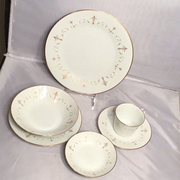 noritake COURTNEY 6520 MADE IN JAPAN 6 PIECES SETTING FOR 1 - Picture 3 of 5